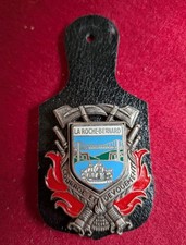 insigne de pompiers,pucelle,Sapeurs pompiers de la Roche Bernard (36i)
