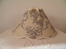 abat-jour festonné  en lin