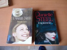 2 livres danielle steel rendez vous et espionne