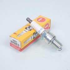Bougie d'allumage NGK pour Moto Honda 350 Cb K4 F 1974 à 1979 BR8ES olive fixe /