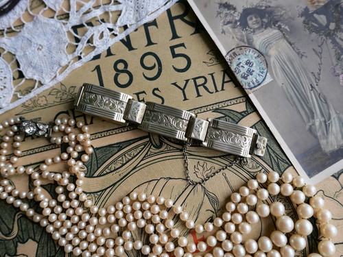 Antique art deco - deco, 800