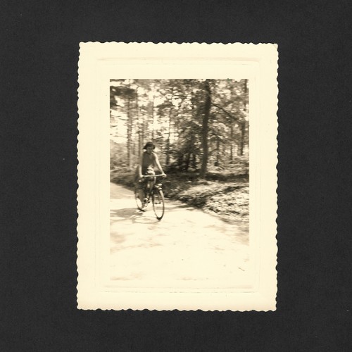 Fille femme vélo bicyclette
