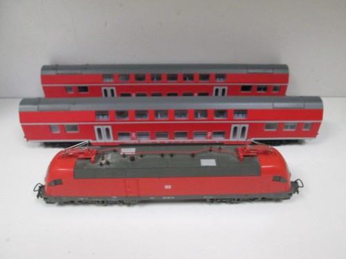 Locomotive br182 2 wagons - br182,