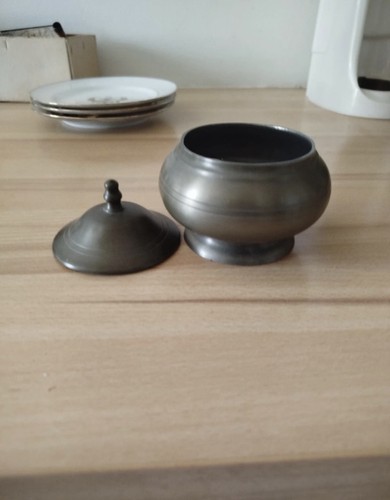 Petit pot étain vintage - pot,