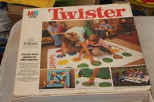 MB Games Twister 1977 Original