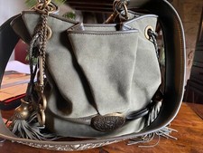 SA  BB  EN ALCANTARA couleur taupe NEUF ET PORTE CARTE BB GRIS NEUF