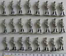 Lot de 24 personnages militaires soldats Russe pour DIORAMA SOLIDO / VEREM