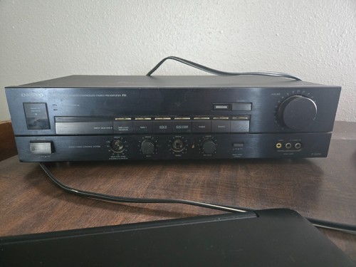 Onkyo stereo preamplifier - stereo,