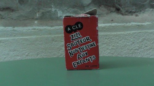 Zizi sauteur non destiné - le,