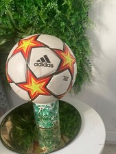 ballon de football PSG