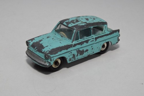 B69 dinky toys - 1:43, 155