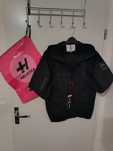 Veste helvetica - veste,