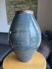 Grand Vase Bleu En Céramique Émaillée, Signature À Identifier, H.34,5 cm