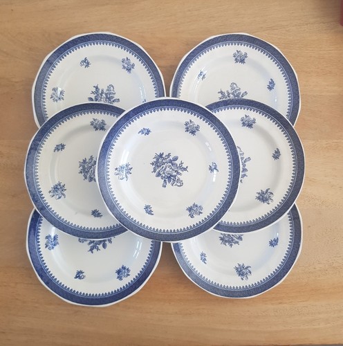 Lot assiettes a dessert - 7,