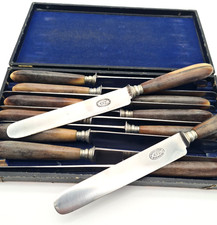 12 couteaux anciens, manches