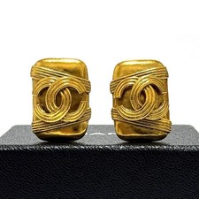 Boucles d'oreilles carrées