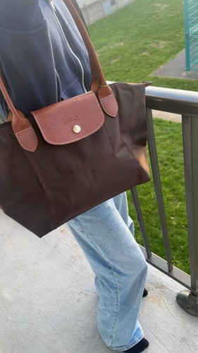 Longchamp sac porté épaule