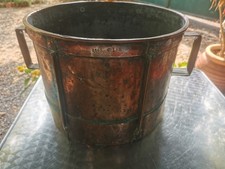 Ancien Ferrat, Mesure À Grains En Cuivre.