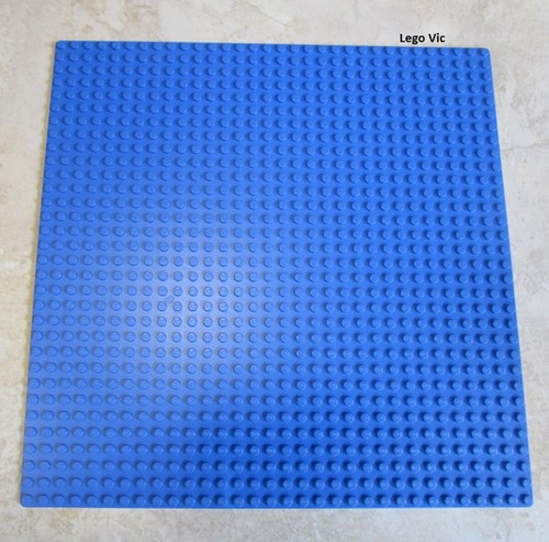 Lego 3811 baseplate - 32x32, blue