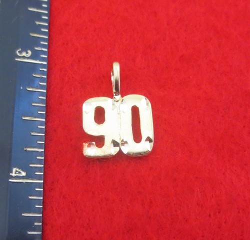 Charm 14kt avec découpe - en,