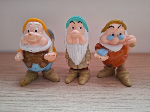 Figurines blanche neige - et, les
