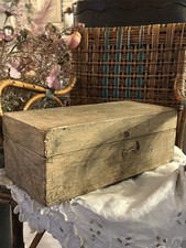 boite ancienne en bois avec compartiments art populaire déco shabby