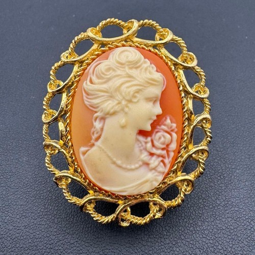 Broche ovale camée - , vintage