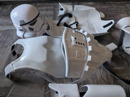 Stormtrooper armor costume - stormtrooper,