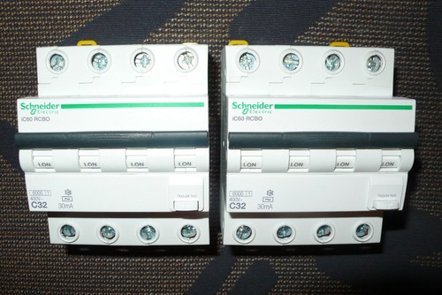 Disjoncteur differentiel 4pole - differentiel,