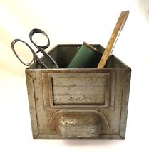 Tiroir industrielle vintage en