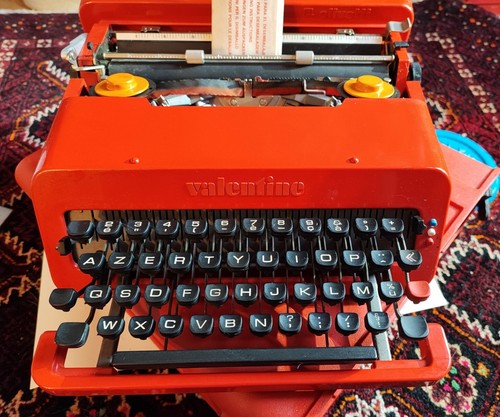 Machine écrire olivetti - à,