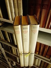 La Pléiade. Marcel Proust - À la recherche du temps perdu, Tomes I, II, III.