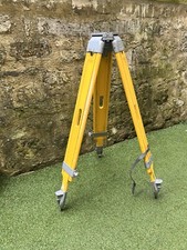 Trépied Tripode SOKKISHA Japan En Bois Peint Jaune Et Aluminium Vintage Année 80