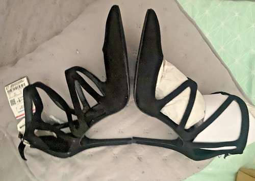 Escarpins style croisé cage