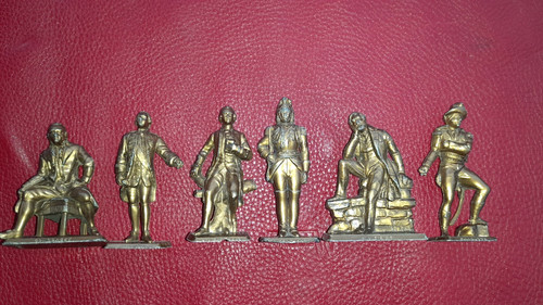 Figurines mokarex condorcet - figurines,
