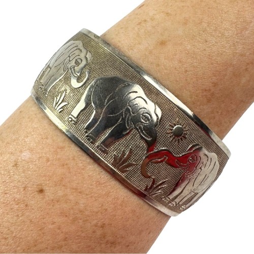 Elephant silver tone embossed - silver,