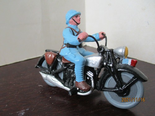 Quiralu moto avec pilote - ,