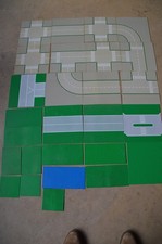 LEGO Gros lot de  27 plaques 16 de 25 cm x 25 cm (15 plaques de route )