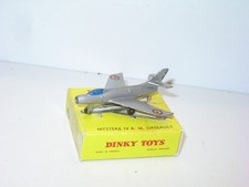 DINKY TOYS, avion militaire mystére IV