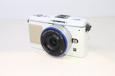 [Lire] Olympus PEN E-P1 blanc
