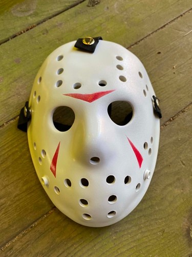 Custom neca friday the 13th - neca,