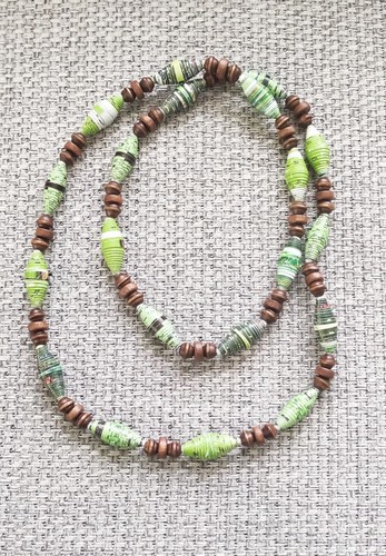Collier perles vertes