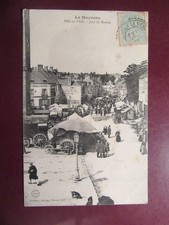 CPA - 53- PRE-EN-PAIL - Jour de Marché- ( Carte animée )