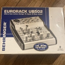Behringer EURORACK UB502