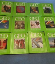 Lot des 12 magazines GEO de l'année complète de 1980 des numéros 11 à 22 inclus 