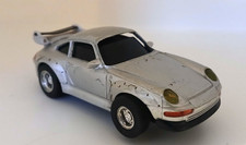 VOITURE DE CIRCUIT ELECTRIQUE