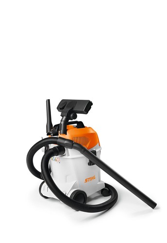 Aspirateur humide à - humide, et