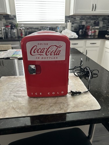 Coca cola mini fridge - mini,