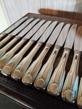 12 Couteaux à Entremets