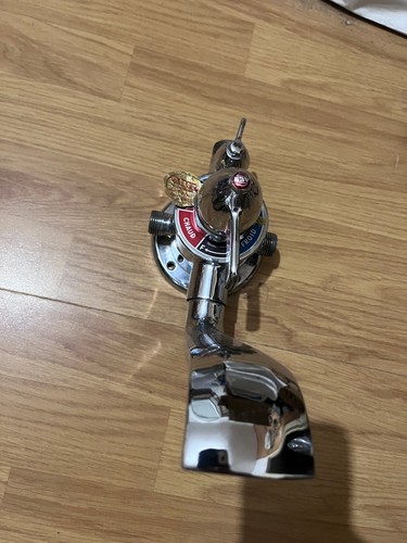 Robinet ancien marque - 1,